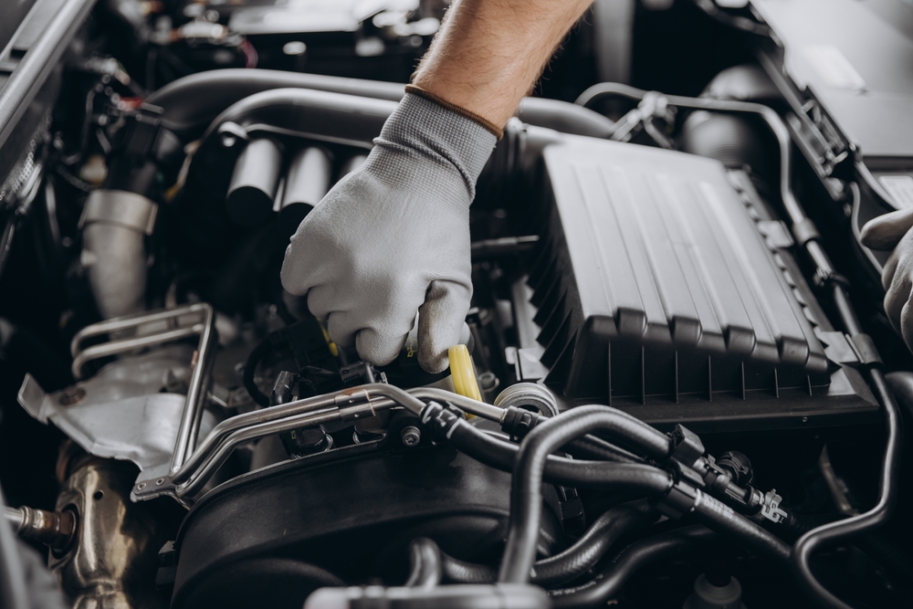 6 Signs That Your Car or Motorcycle Needs a Service